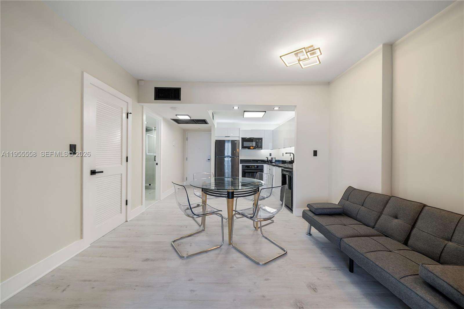 Roney Palace at 2301 Collins Ave, Miami Beach, FL 33139 - For Sale photo 4