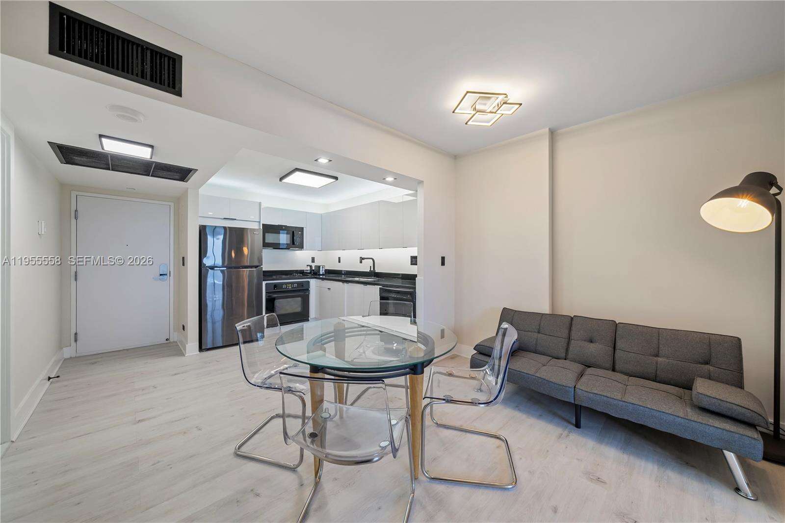 Roney Palace at 2301 Collins Ave, Miami Beach, FL 33139 - For Sale photo 5