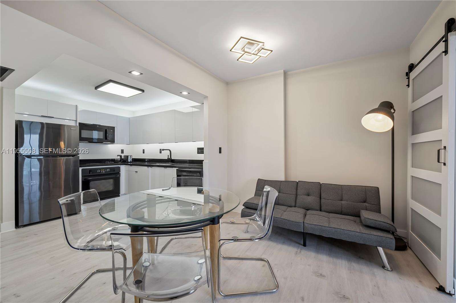 Roney Palace at 2301 Collins Ave, Miami Beach, FL 33139 - For Sale photo 6