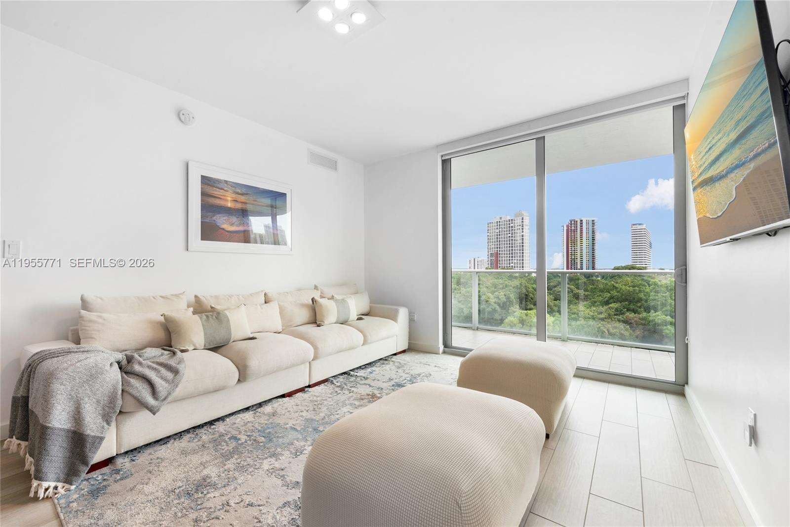 Le Parc At Brickell at 1600 1 Ave, Miami, FL 33129 - For Sale photo 8
