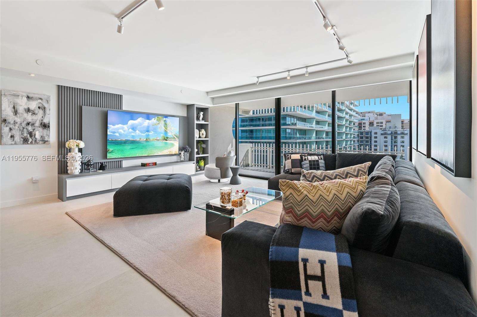 KENILWORTH - 10205 Collins Ave, Bal Harbour, FL 33154 | Picture 3