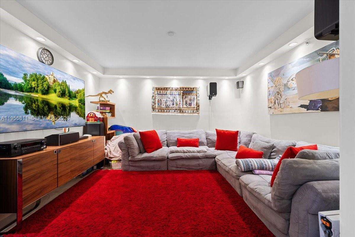 OCEAN PALMS - 3101 Ocean Dr, Hollywood, FL 33019 | Picture 29