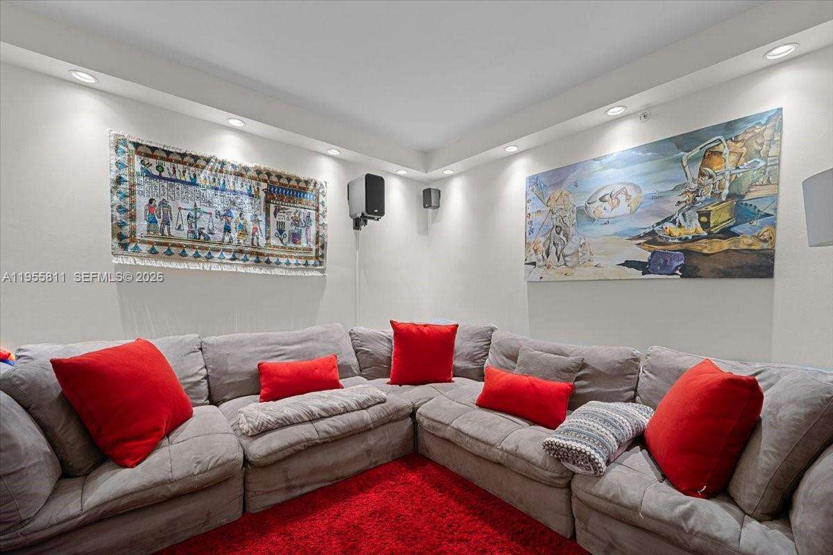 OCEAN PALMS - 3101 Ocean Dr, Hollywood, FL 33019 | Picture 30