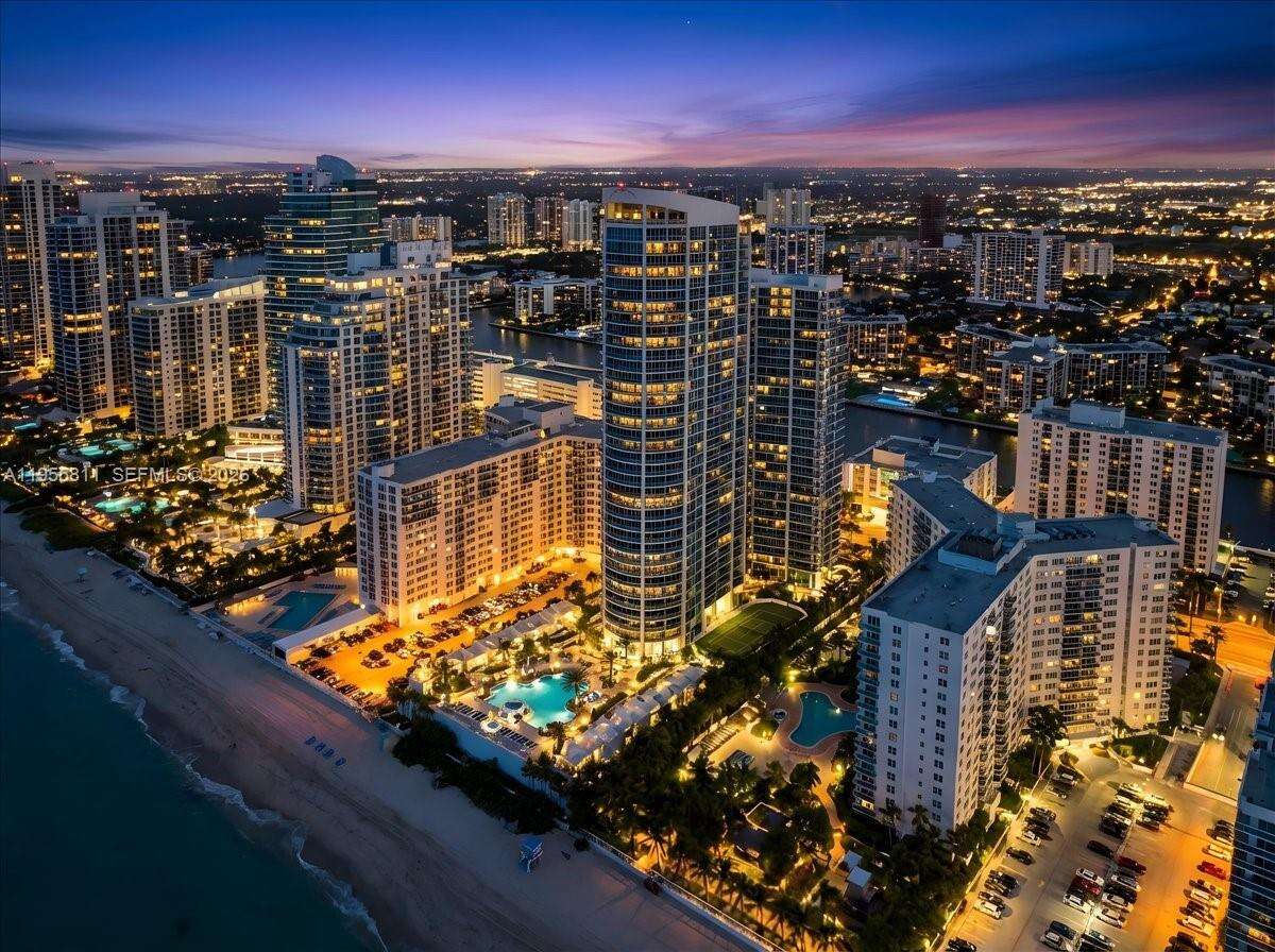 OCEAN PALMS - 3101 Ocean Dr, Hollywood, FL 33019 | Picture 34