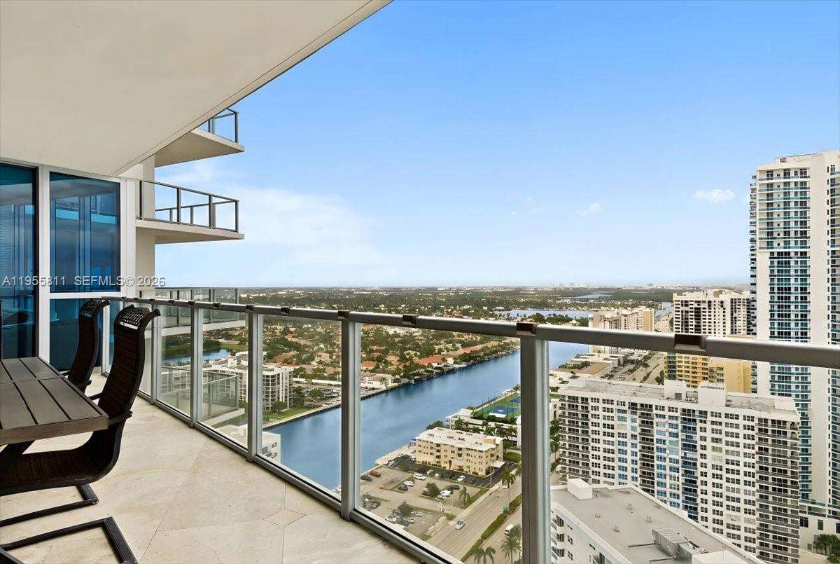 OCEAN PALMS - 3101 Ocean Dr, Hollywood, FL 33019 | Picture 50