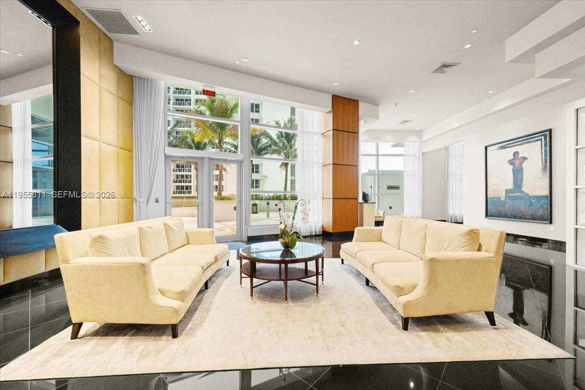 OCEAN PALMS - 3101 Ocean Dr, Hollywood, FL 33019 | Picture 53