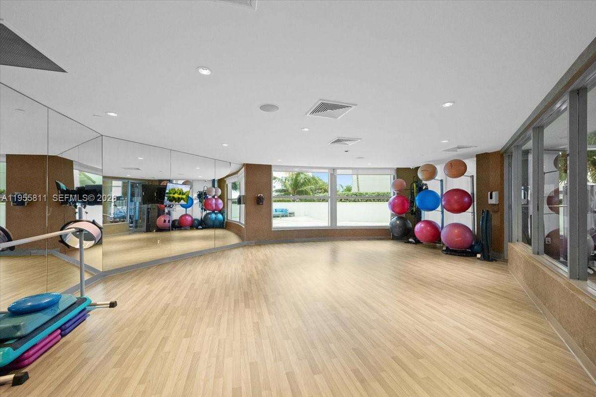 OCEAN PALMS - 3101 Ocean Dr, Hollywood, FL 33019 | Picture 61