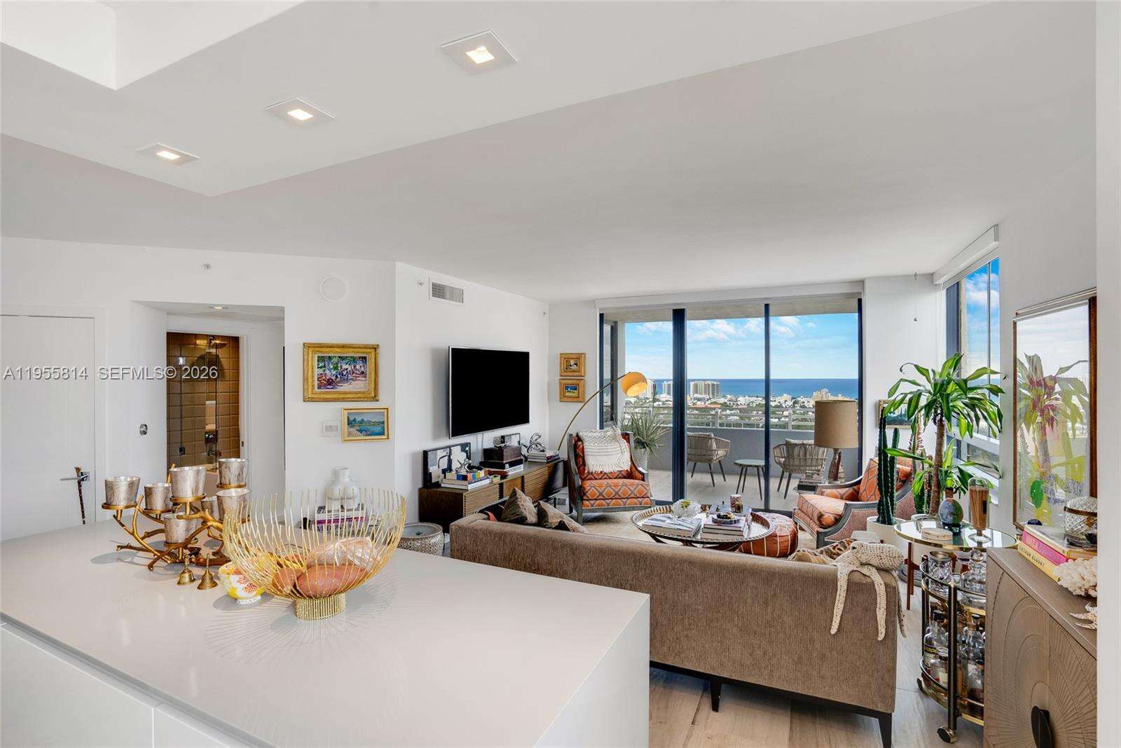 THE WAVERLY AT SOUTH BEACH - 1330 W Ave, Miami Beach, FL 33139 | Picture 7