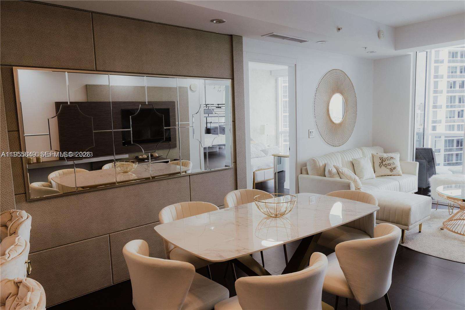 TRUMP ROYALE - 18201 Collins Ave, Sunny Isles Beach, FL 33160 | Picture 1