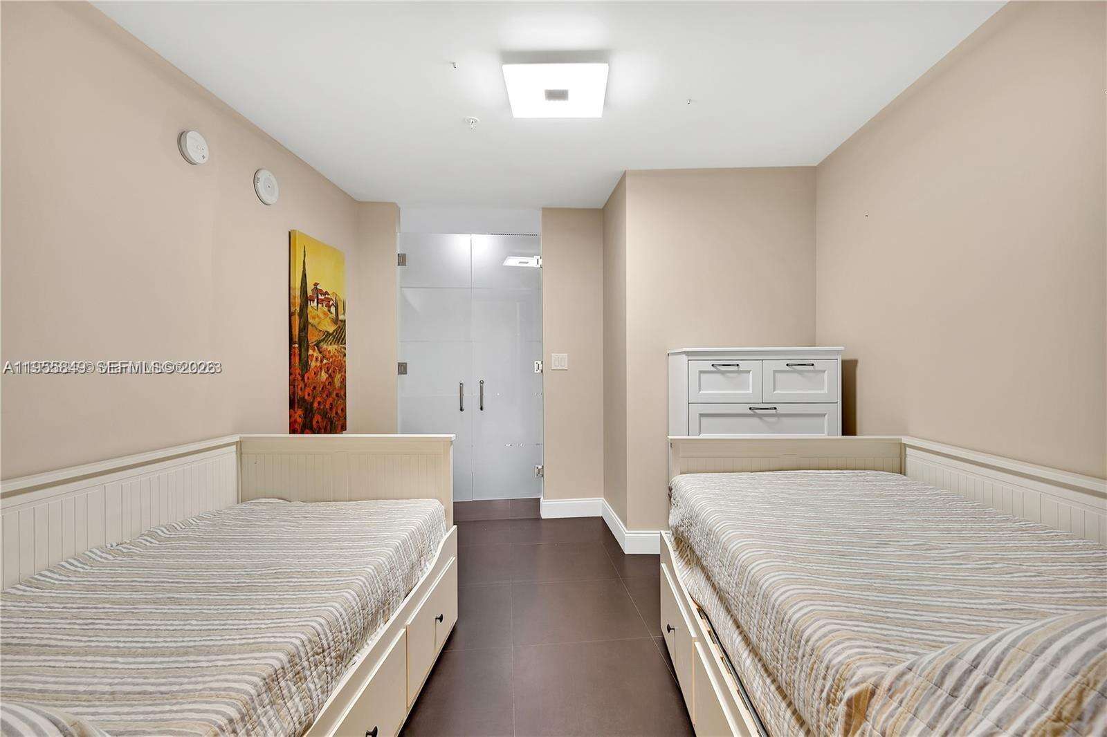 TRUMP ROYALE - 18201 Collins Ave, Sunny Isles Beach, FL 33160 | Picture 29