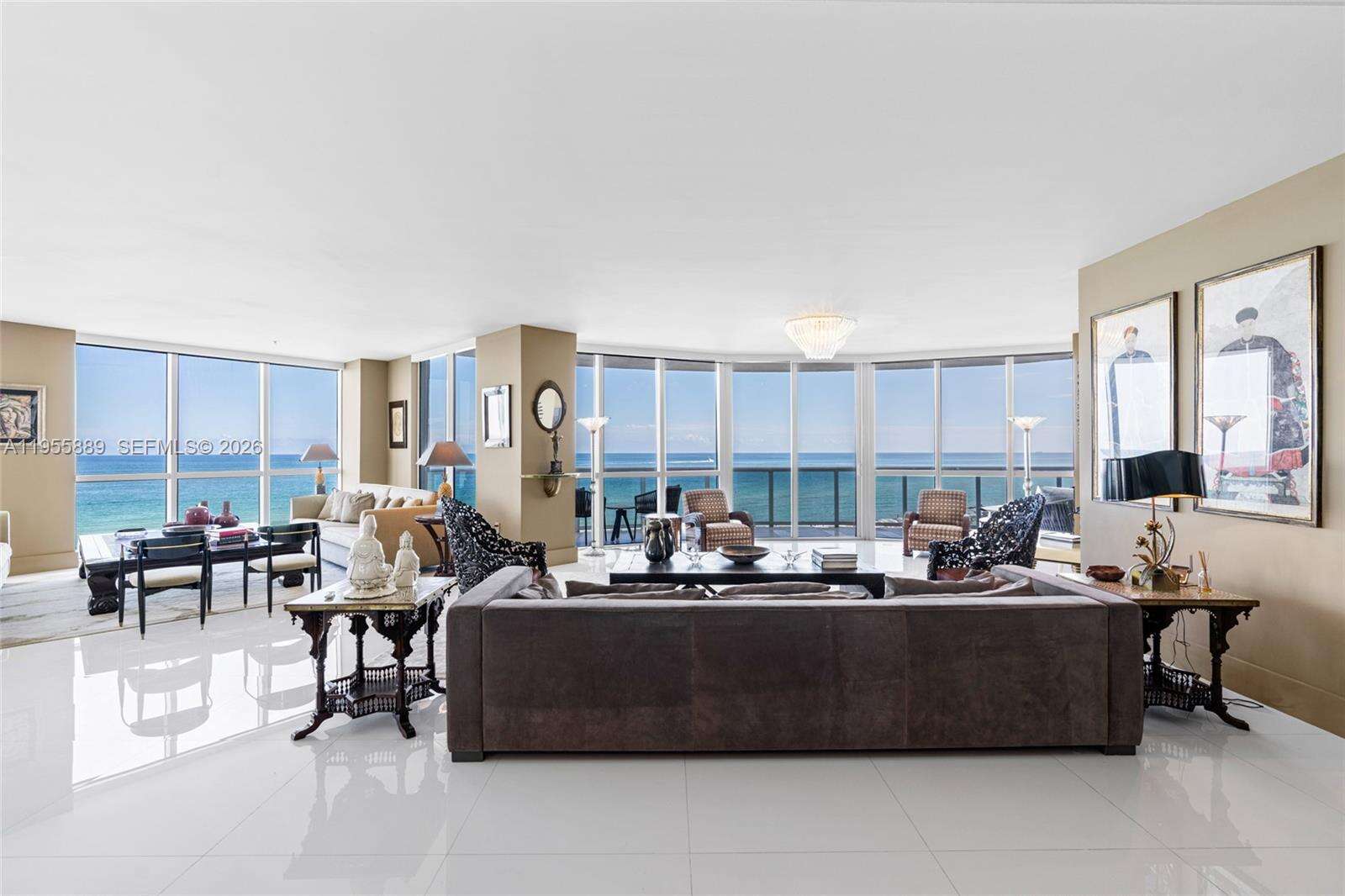 TRUMP ROYALE - 18201 Collins Ave, Sunny Isles Beach, FL 33160 | Picture 1