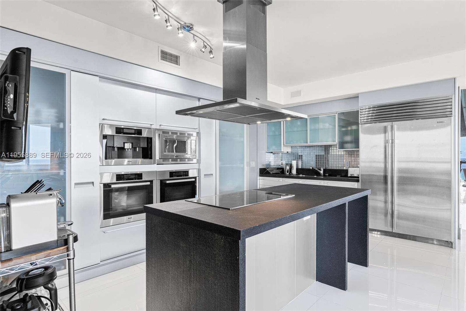 TRUMP ROYALE - 18201 Collins Ave, Sunny Isles Beach, FL 33160 | Picture 14