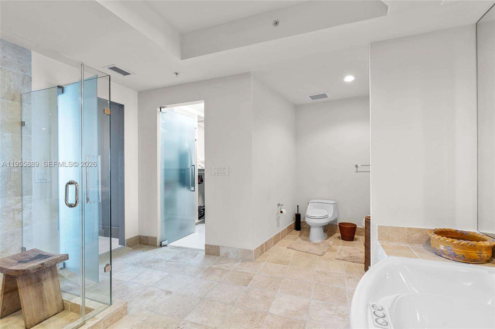 TRUMP ROYALE - 18201 Collins Ave, Sunny Isles Beach, FL 33160 | Picture 24