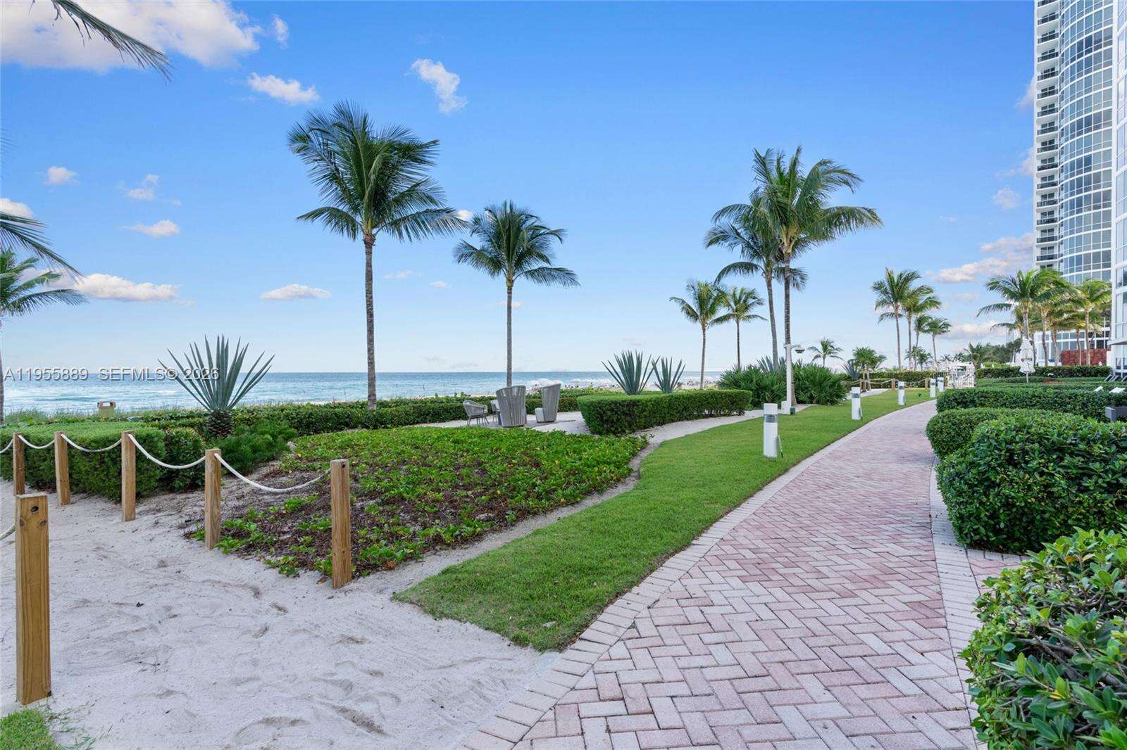 TRUMP ROYALE - 18201 Collins Ave, Sunny Isles Beach, FL 33160 | Picture 40