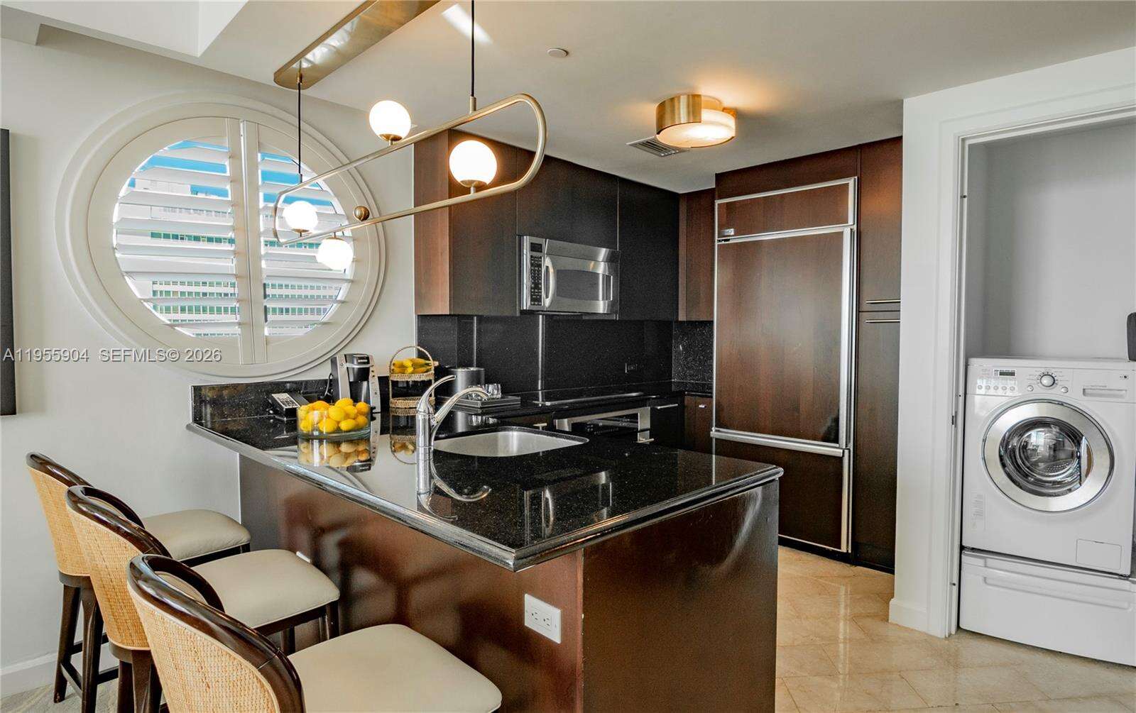 FONTAINEBLEAU III OCEAN CLUB - 4391 Collins Ave, Miami Beach, FL 33140 | Picture 17