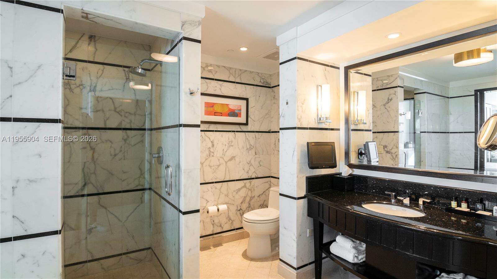 FONTAINEBLEAU III OCEAN CLUB - 4391 Collins Ave, Miami Beach, FL 33140 | Picture 27