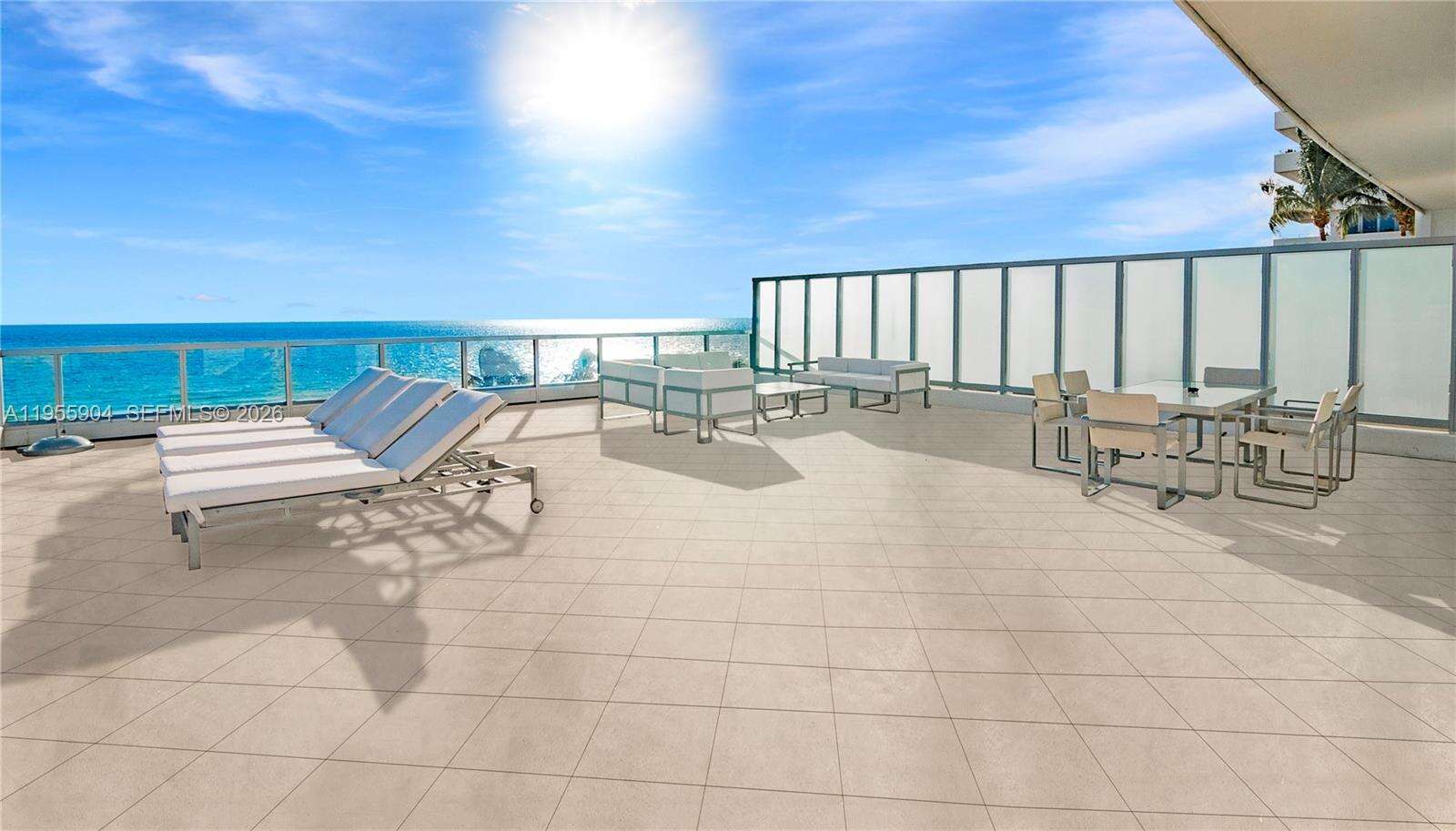 FONTAINEBLEAU III OCEAN CLUB - 4391 Collins Ave, Miami Beach, FL 33140 | Picture 4