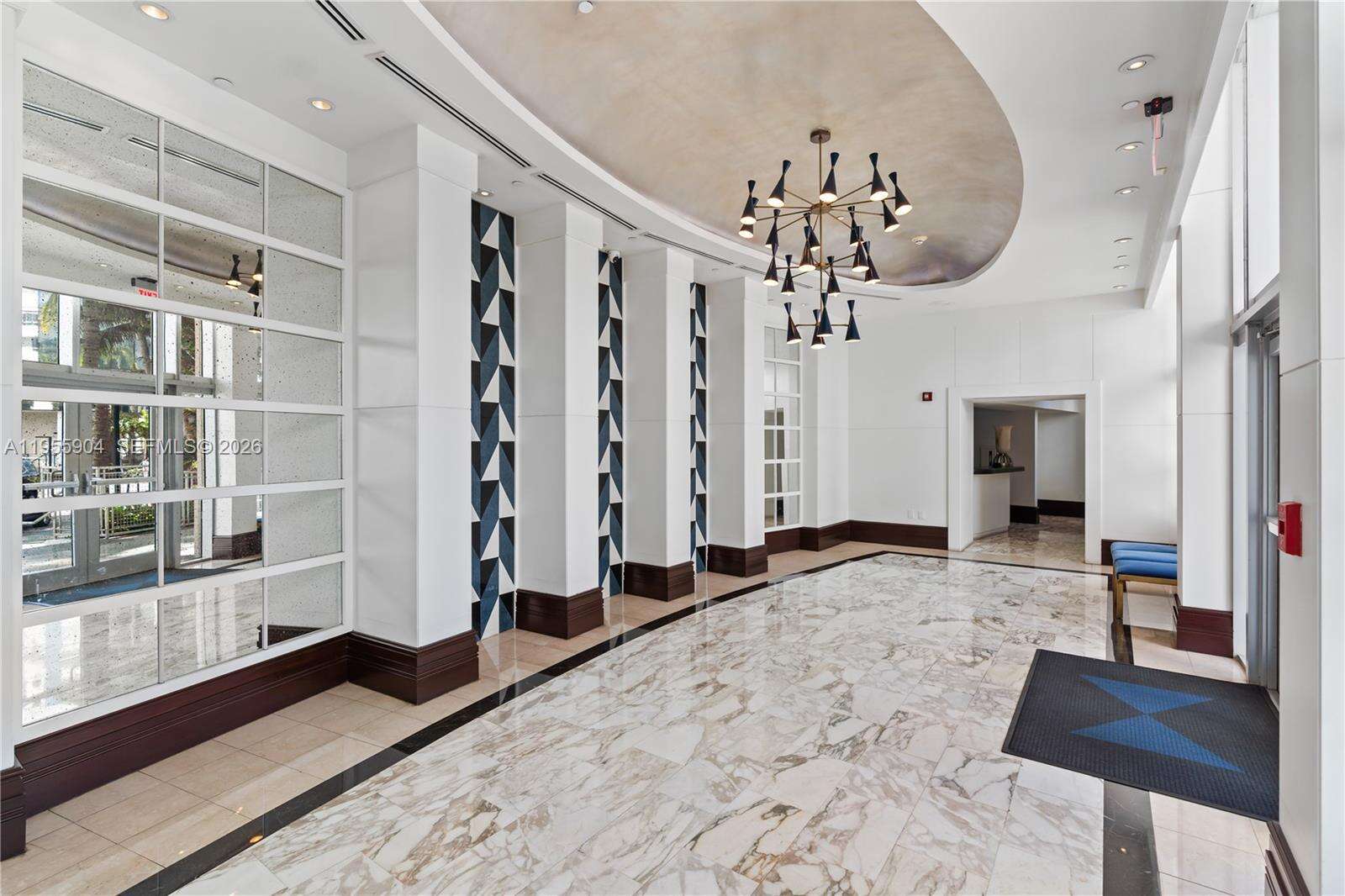 FONTAINEBLEAU III OCEAN CLUB - 4391 Collins Ave, Miami Beach, FL 33140 | Picture 36