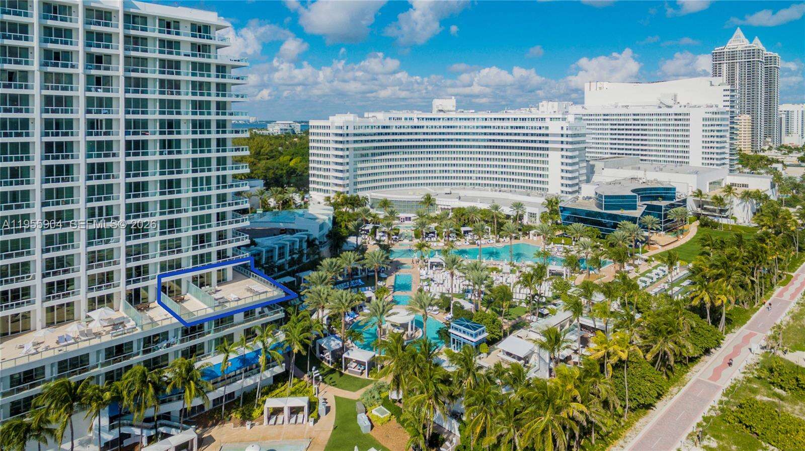 FONTAINEBLEAU III OCEAN CLUB - 4391 Collins Ave, Miami Beach, FL 33140 | Picture 10