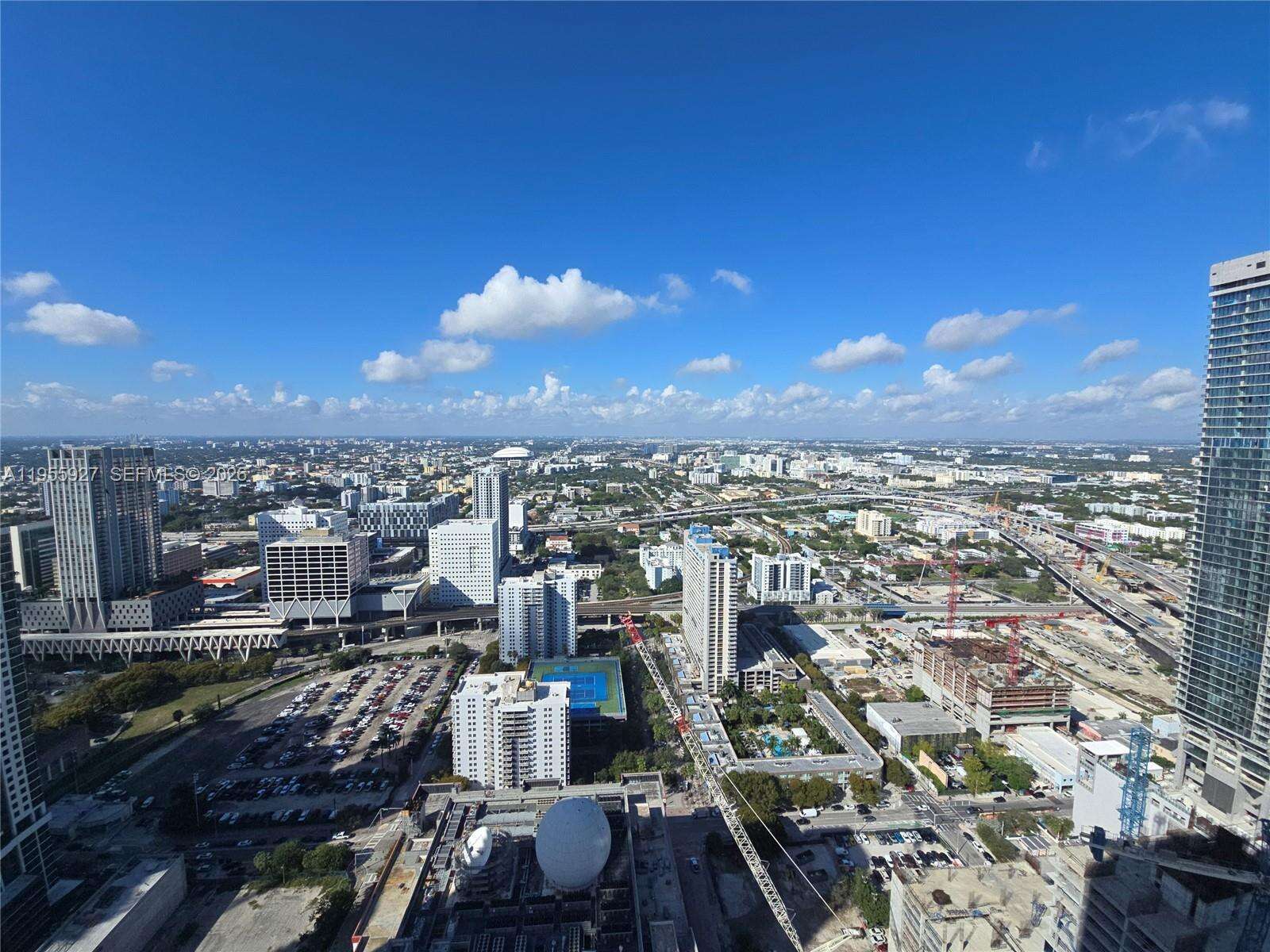 Paramount Miami Worldcenter at 851 1 Ave, Miami, FL 33132 - For Sale photo 18