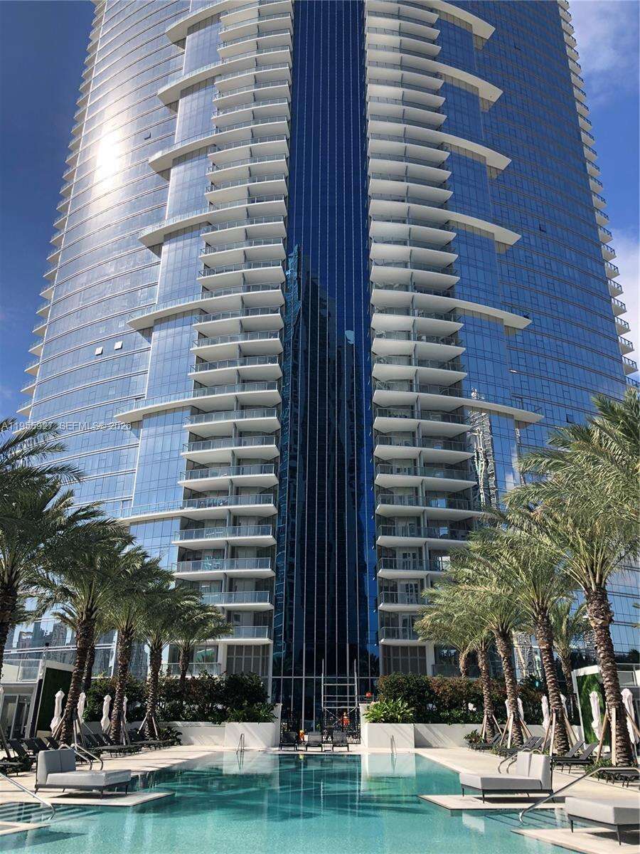 Paramount Miami Worldcenter at 851 1 Ave, Miami, FL 33132 - For Sale photo 24