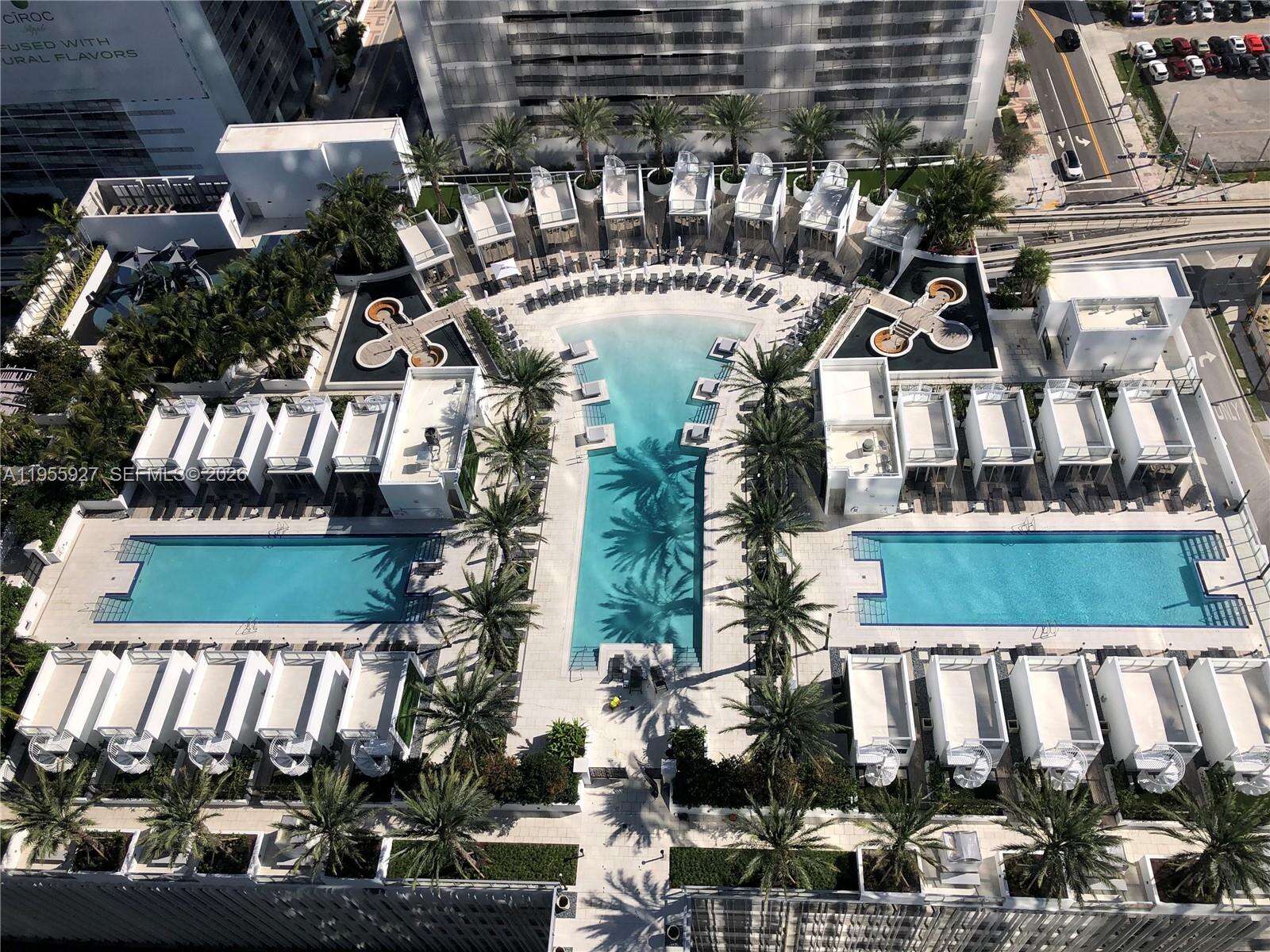 Paramount Miami Worldcenter at 851 1 Ave, Miami, FL 33132 - For Sale photo 26