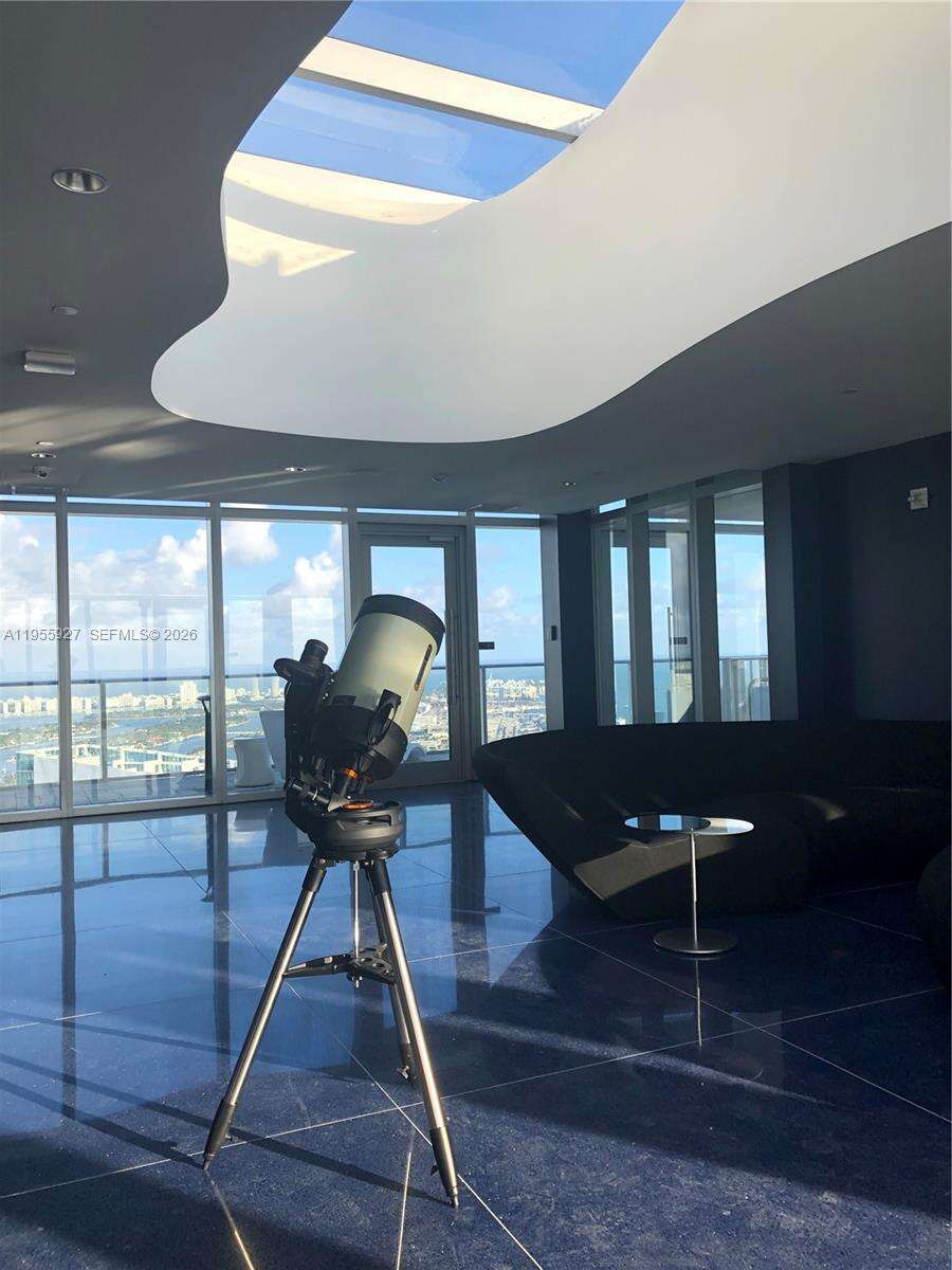 Paramount Miami Worldcenter at 851 1 Ave, Miami, FL 33132 - For Sale photo 38