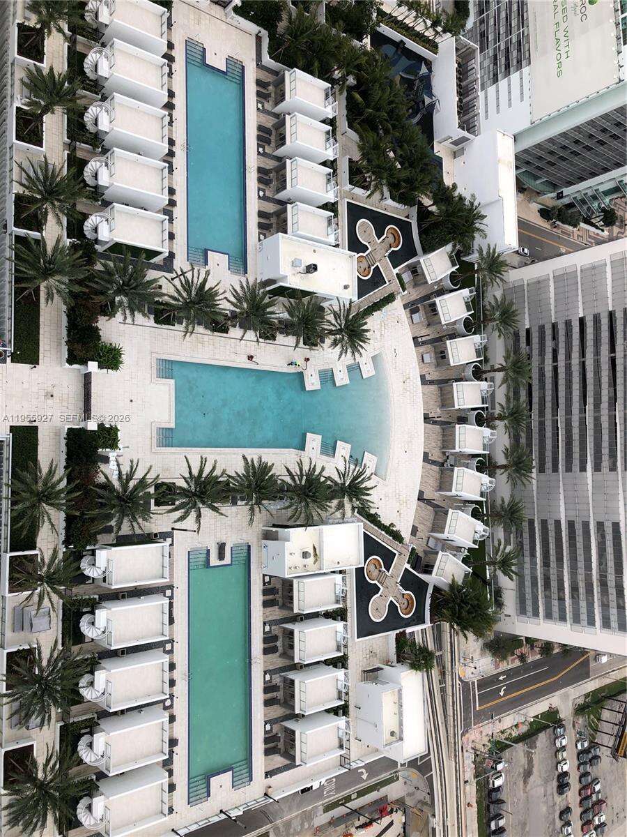 Paramount Miami Worldcenter at 851 1 Ave, Miami, FL 33132 - For Sale photo 39