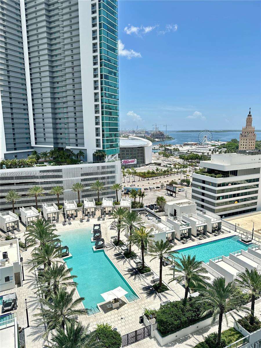 Paramount Miami Worldcenter at 851 1 Ave, Miami, FL 33132 - For Sale photo 54