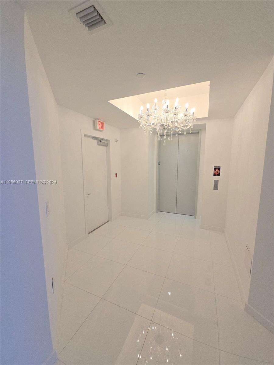 Paramount Miami Worldcenter at 851 1 Ave, Miami, FL 33132 - For Sale photo 7