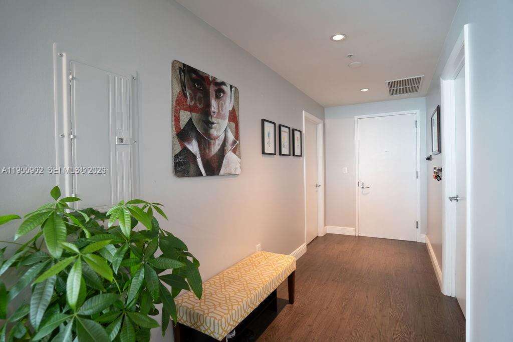 Quantum On The Bay at 1900 Bayshore Dr, Miami, FL 33132 - For Sale photo 10