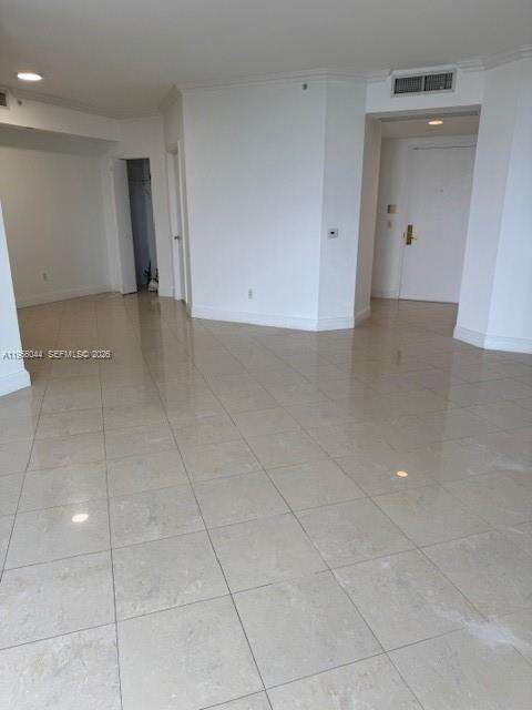 BLUE DIAMOND - , Miami Beach, FL 33140 | Picture 18