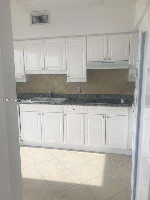 BLUE DIAMOND - , Miami Beach, FL 33140 | Picture 3