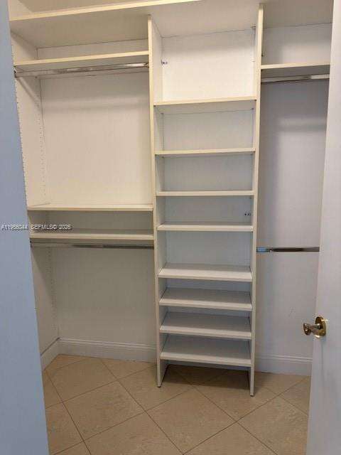 BLUE DIAMOND - , Miami Beach, FL 33140 | Picture 25