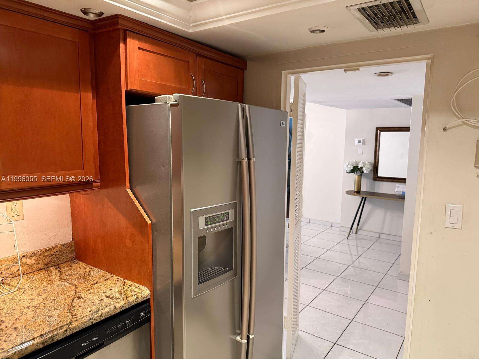 The Carriage House at 5401 Collins Ave, Miami Beach, FL 33140 - For Sale photo 6