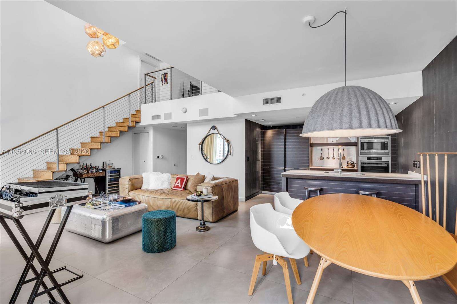 EPIC WEST - 200 Biscayne Blvd Way, Miami, FL 33131 | Picture 11