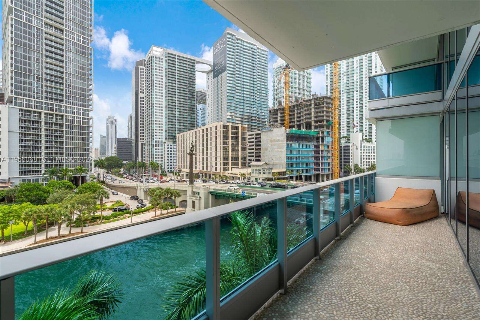 EPIC WEST - 200 Biscayne Blvd Way, Miami, FL 33131 | Picture 13