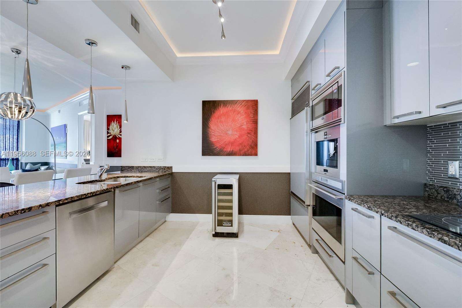 TDR TOWER I - 16001 Collins Ave, Sunny Isles Beach, FL 33160 | Picture 9