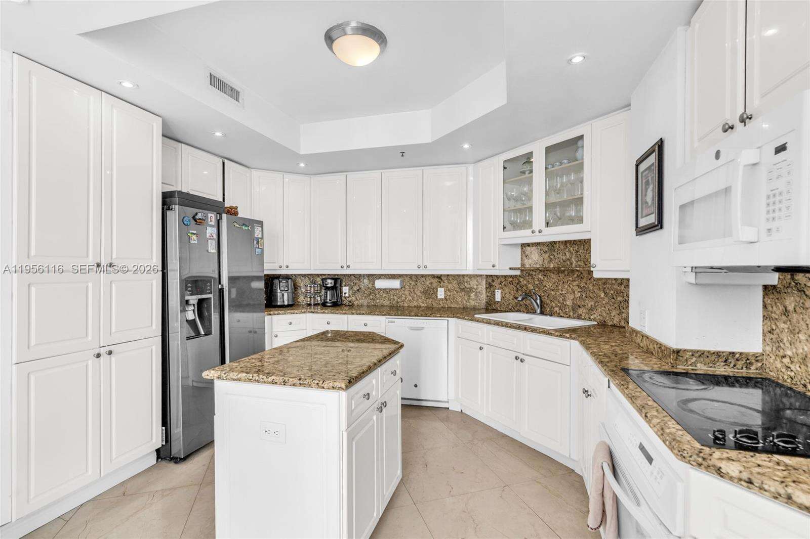 TWO TEQUESTA POINT - 808 Brickell Key Dr, Miami, FL 33131 | Picture 20