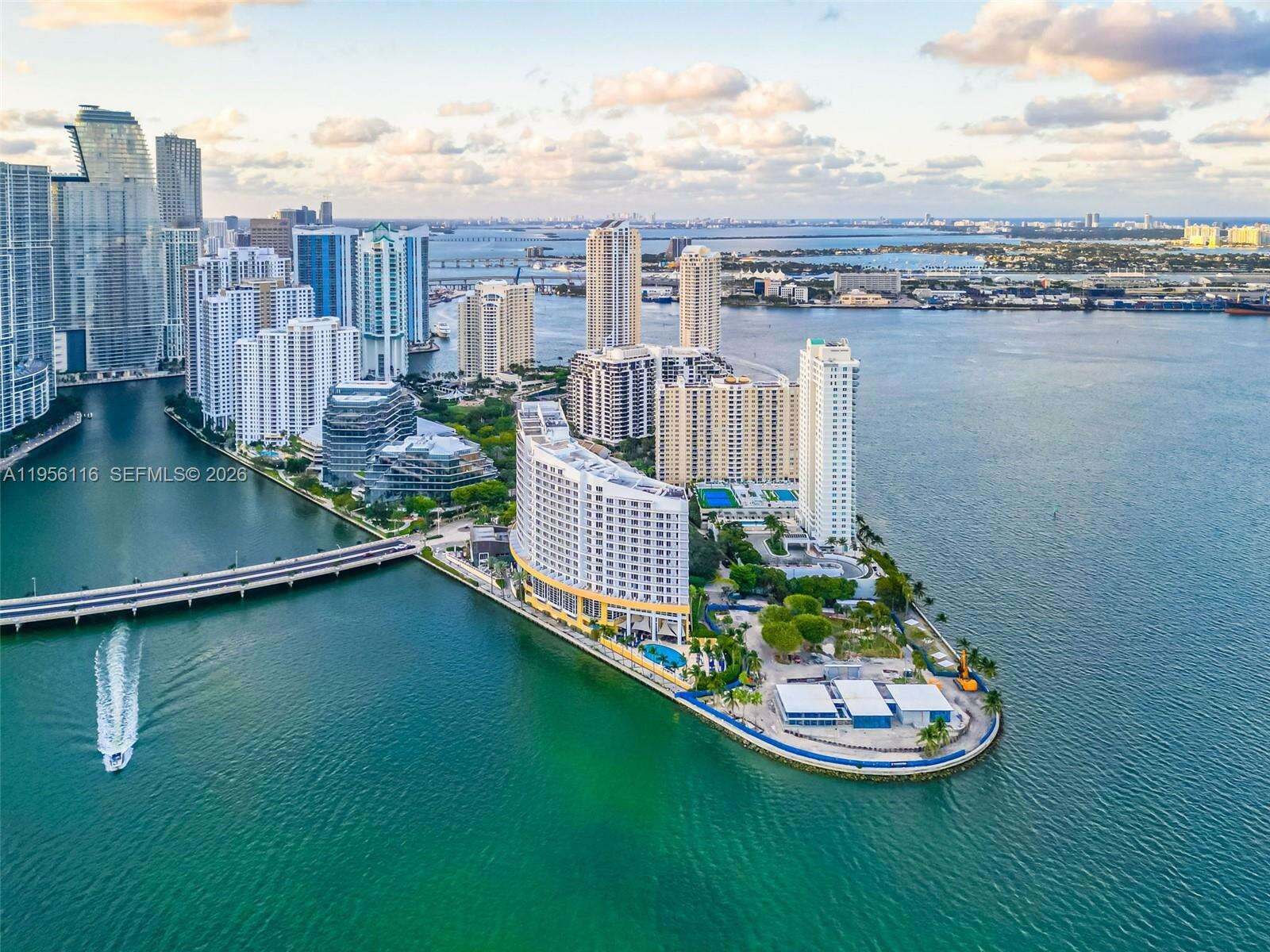 TWO TEQUESTA POINT - 808 Brickell Key Dr, Miami, FL 33131 | Picture 52