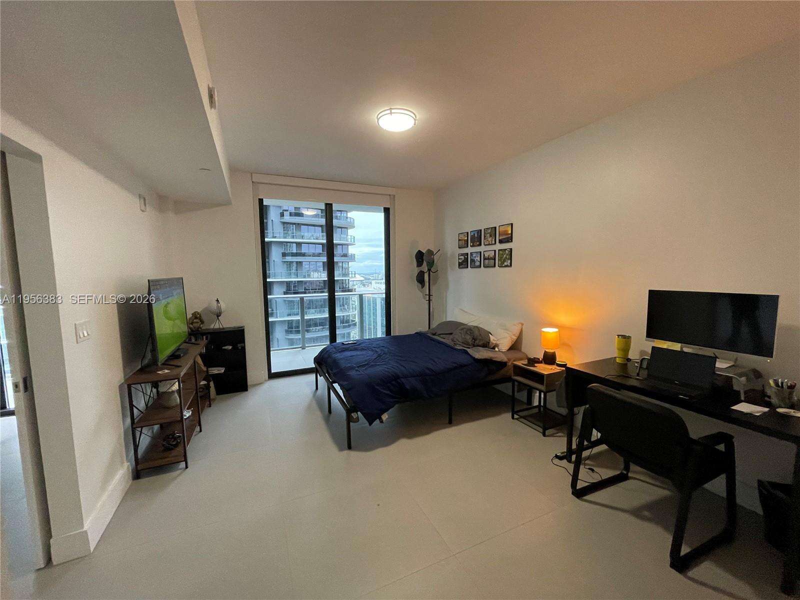 1010 Brickell at 1010 Brickell Ave, Miami, FL 33131 - For Sale photo 12