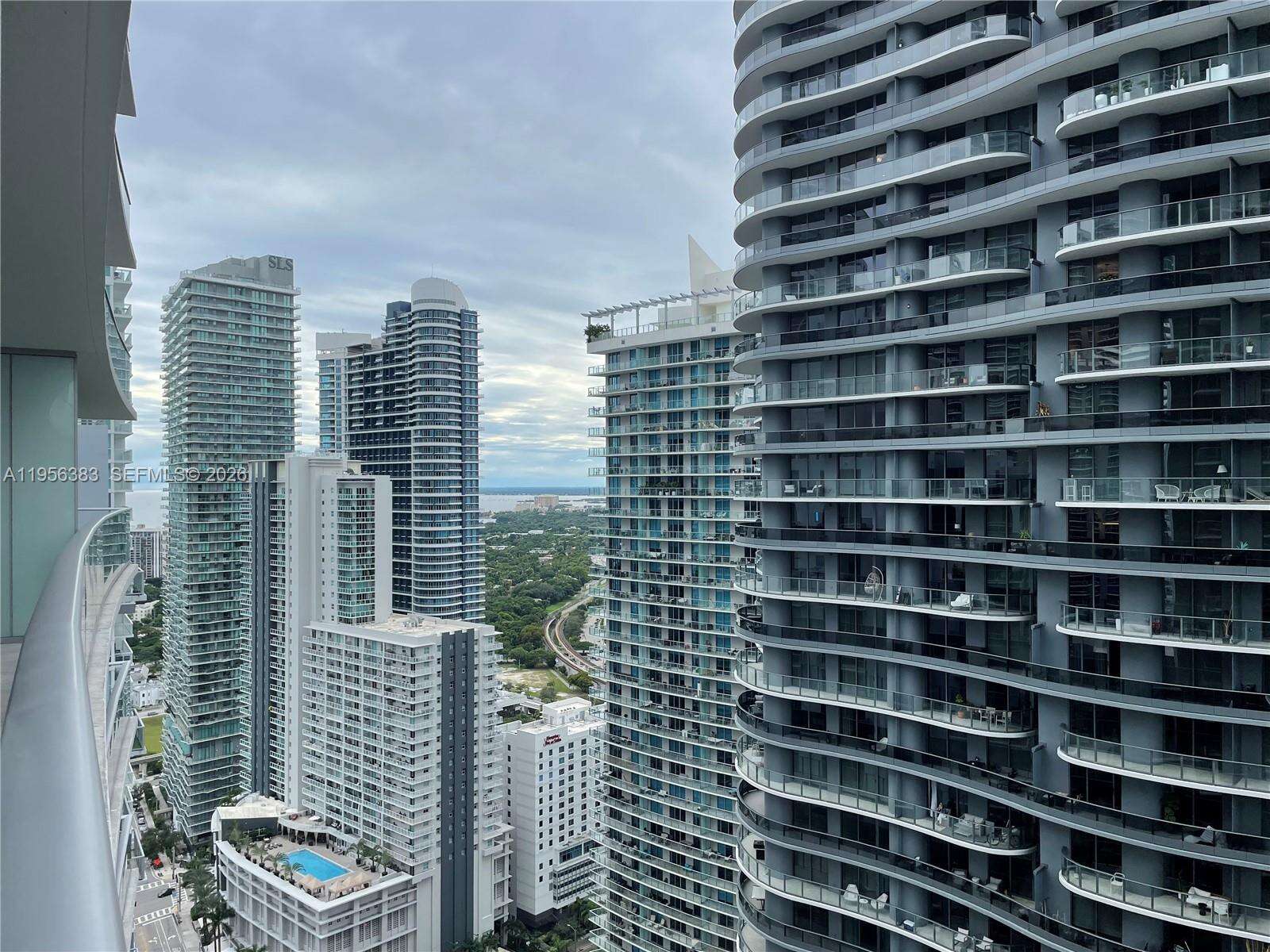1010 Brickell at 1010 Brickell Ave, Miami, FL 33131 - For Sale photo 22