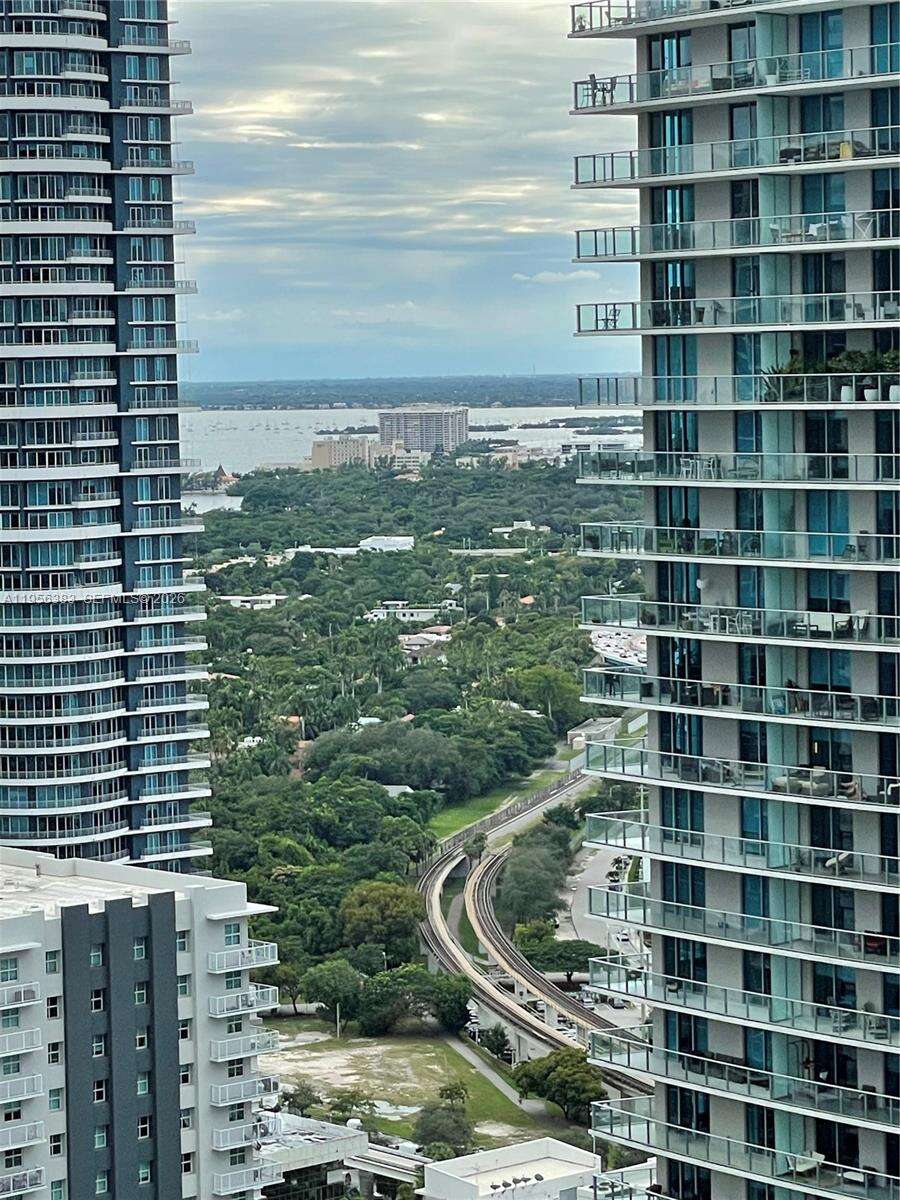 1010 Brickell at 1010 Brickell Ave, Miami, FL 33131 - For Sale photo 27