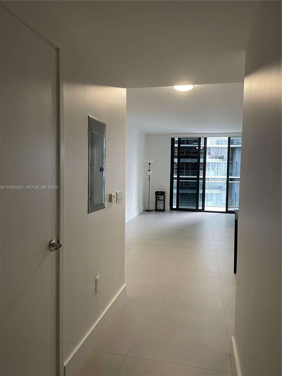 1010 Brickell at 1010 Brickell Ave, Miami, FL 33131 - For Sale photo 7