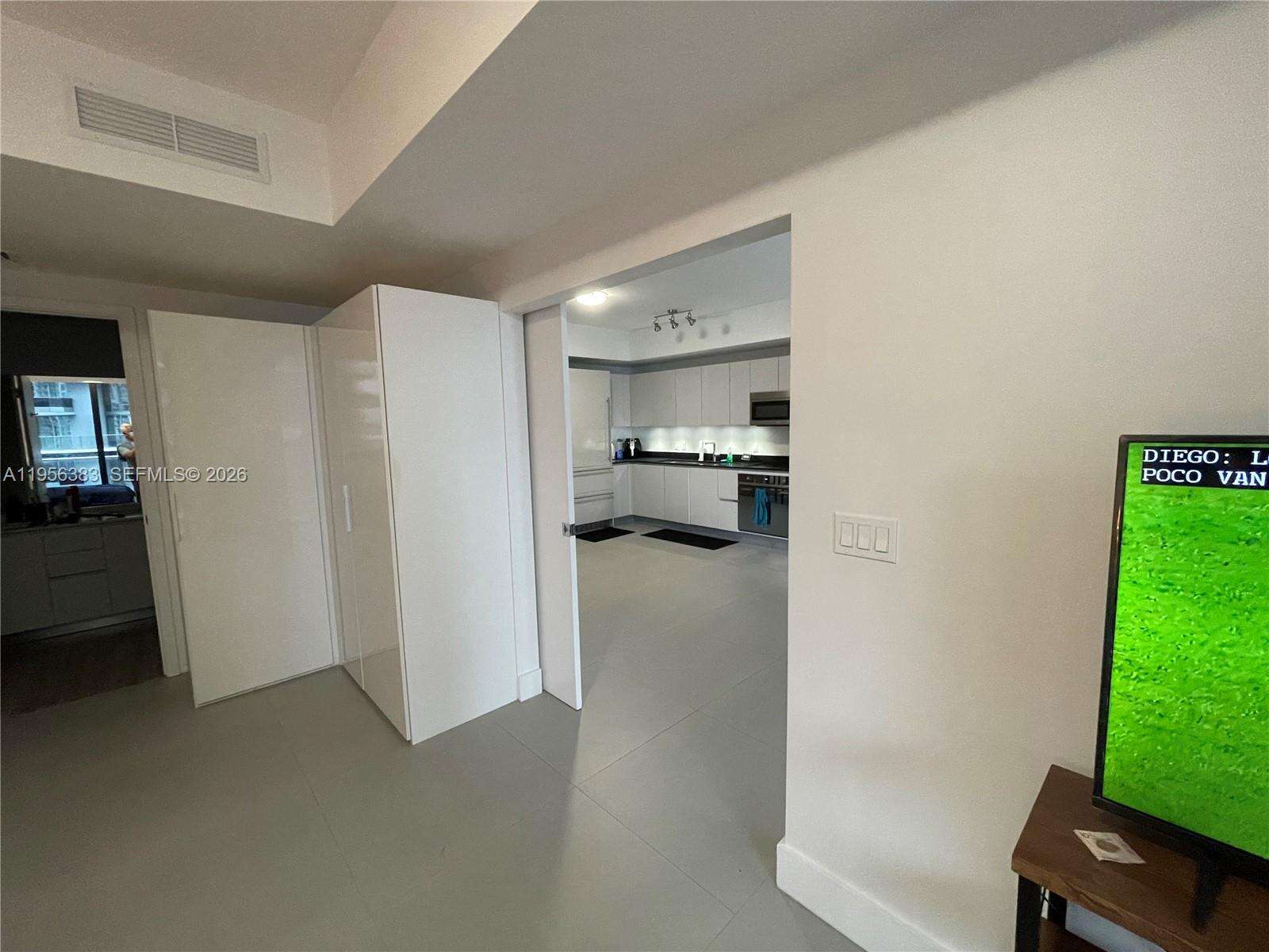 1010 Brickell at 1010 Brickell Ave, Miami, FL 33131 - For Sale photo 8