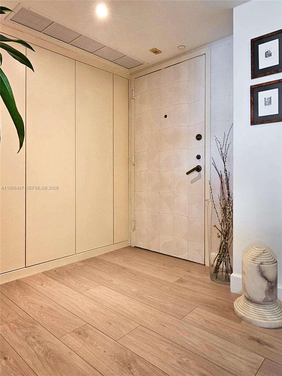 Brickell Bay Club at 2333 Brickell Ave, Miami, FL 33129 - For Sale photo 2