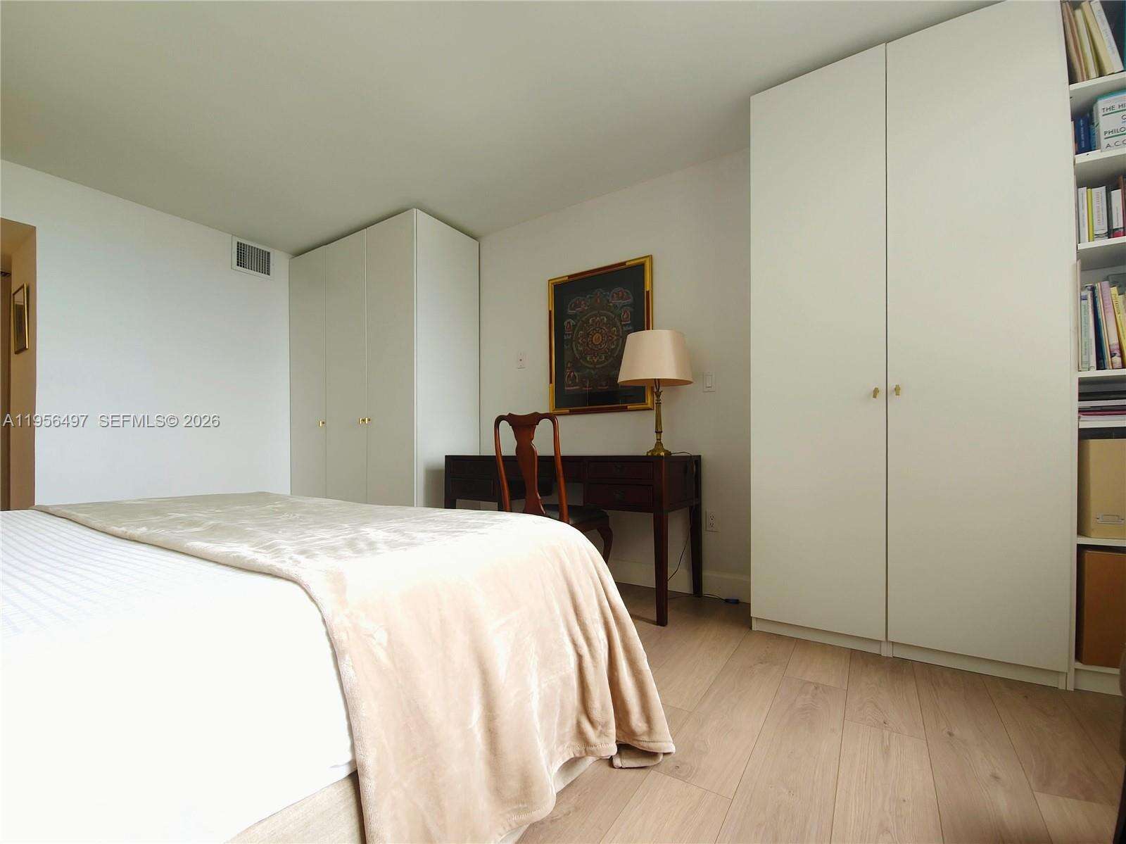 Brickell Bay Club at 2333 Brickell Ave, Miami, FL 33129 - For Sale photo 16