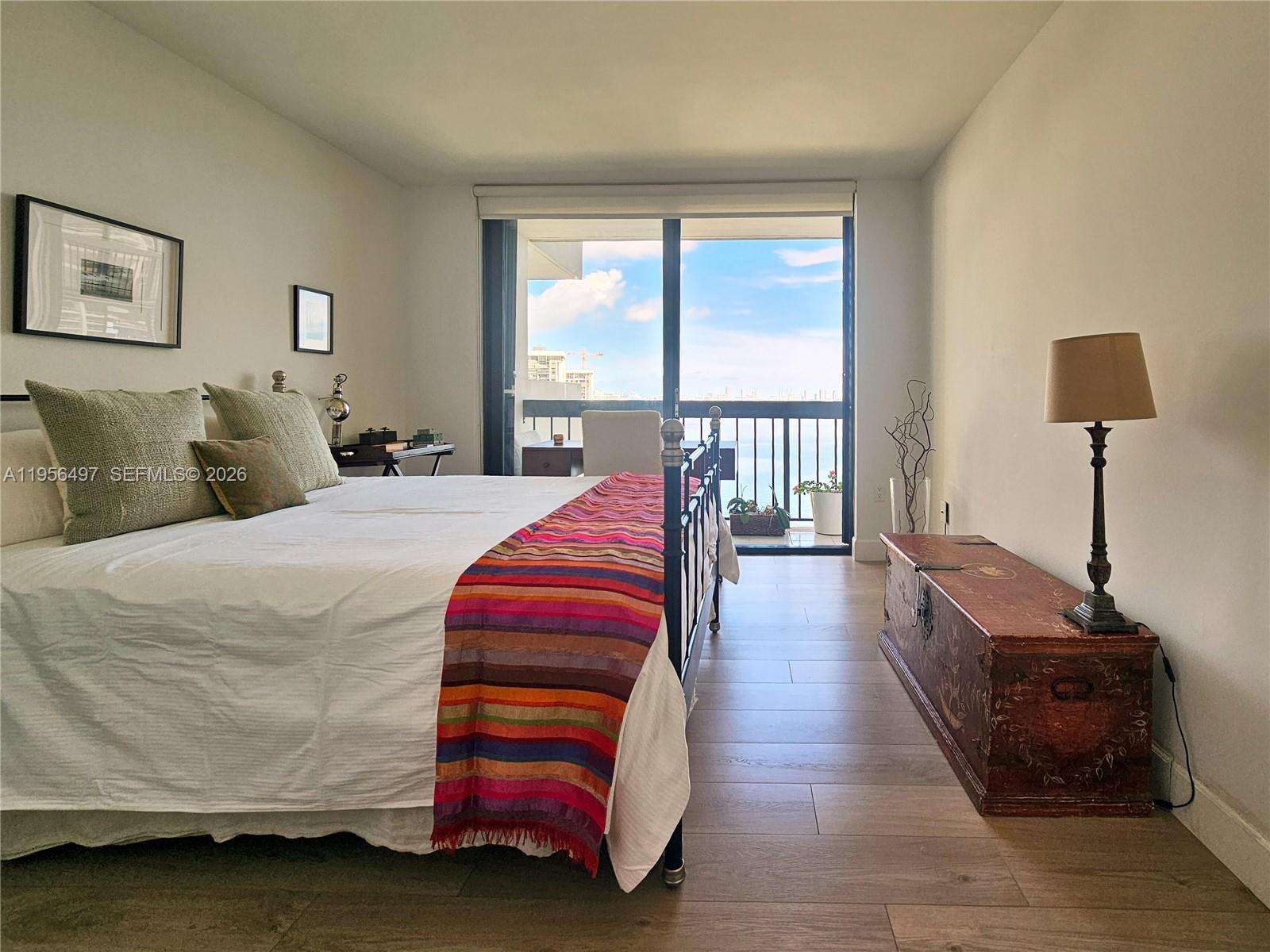 Brickell Bay Club at 2333 Brickell Ave, Miami, FL 33129 - For Sale photo 22