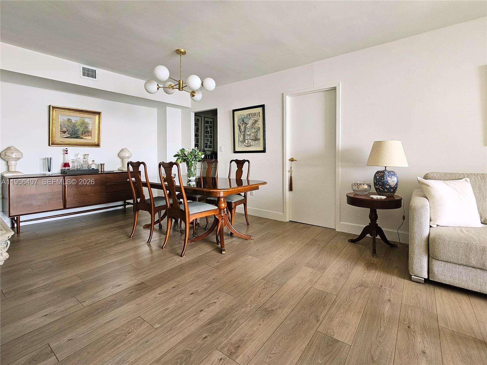 Brickell Bay Club at 2333 Brickell Ave, Miami, FL 33129 - For Sale photo 9