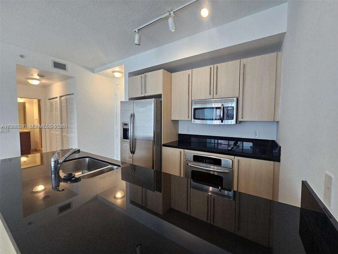 Axis On Brickell at 1111 1 Ave, Miami, FL 33130 - For Sale photo 5